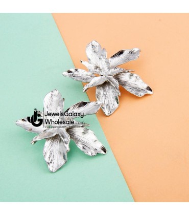 Jewels Wholesale Silver Plated Star Shaped Stud Earrings