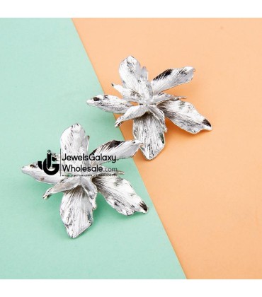 Jewels Wholesale Silver Plated Star Shaped Stud Earrings
