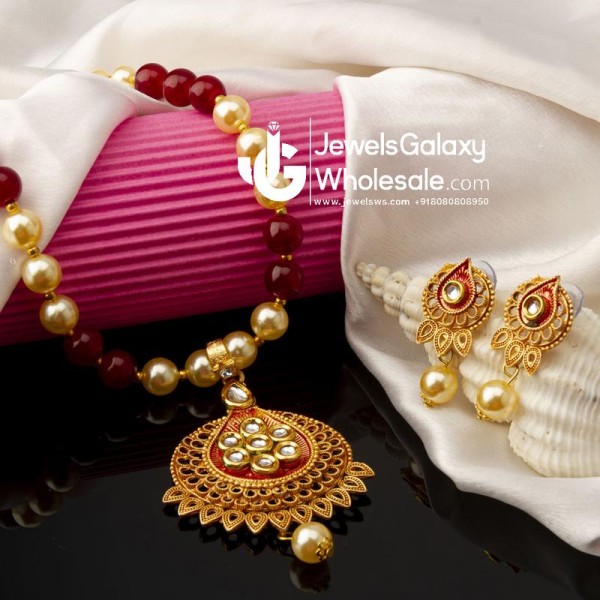 Red GP Kundan studded Pearl Necklace Set