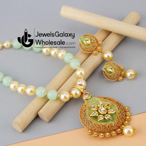 Jewels Wholesale Green GP Kundan studded Pearl Necklace Set