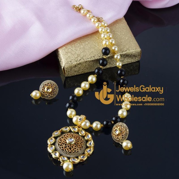 Jewels Wholesale Black GP Kundan studded Pearl Necklace Set