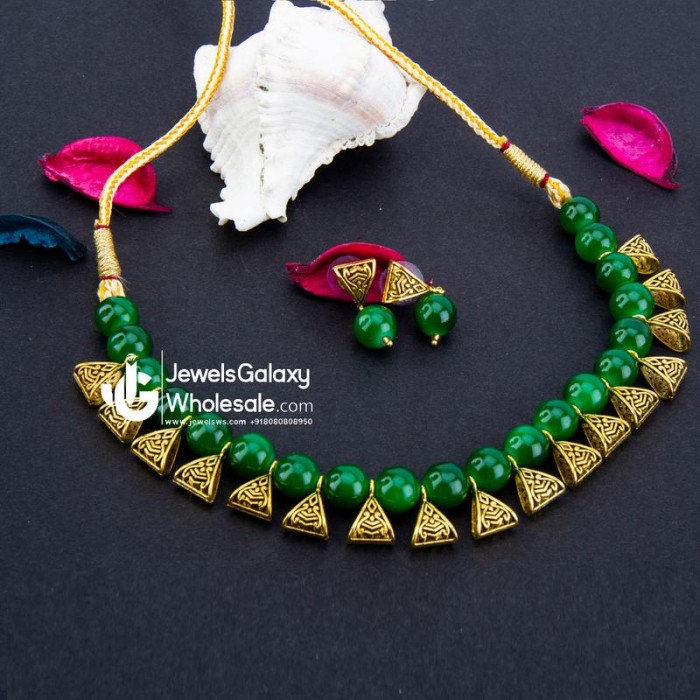 Gold-Toned GP Green Pearl Necklace Set