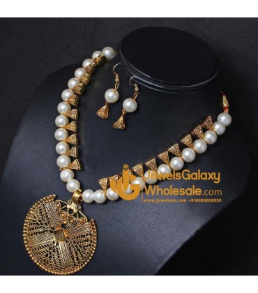 Gold-Toned GP White Pearl Necklace Set