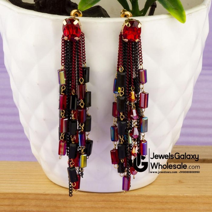 Red & Black Gold-Plated Handcrafted Contemporary Drop Earrings