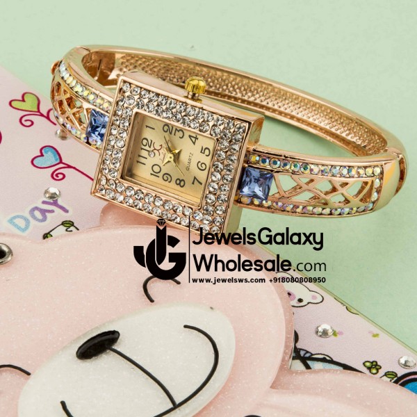 Rose Gold Plated American Diamond Square Design Fashionable Bracelet Watch