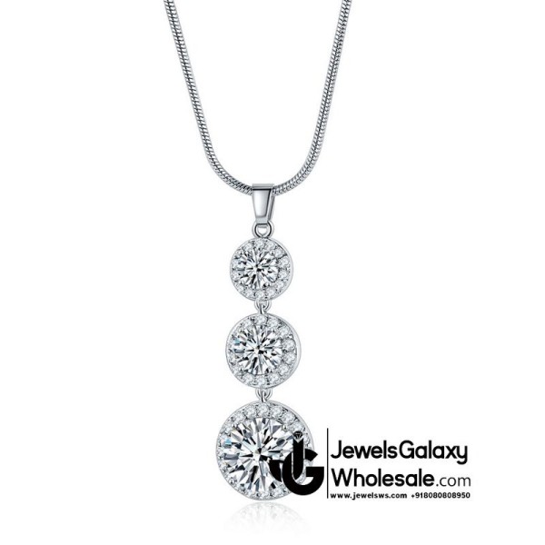 Platinum Plated Crystal Elements White Pendant